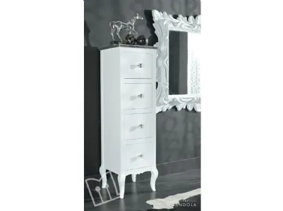 4-drawer chest of drawers