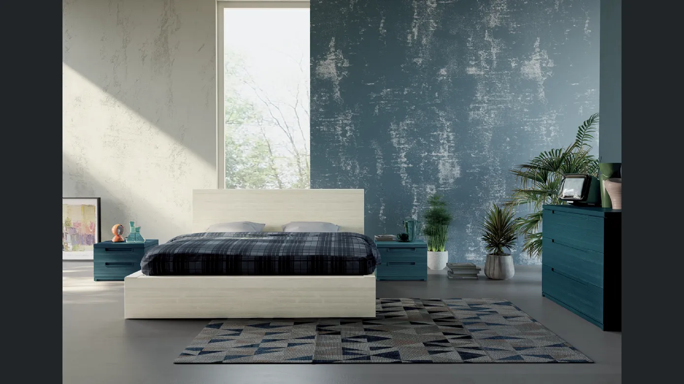 Master bed in wood by F.lli Mirandola