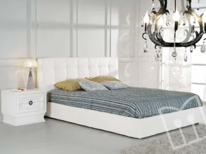 Upholstered bed with 2 squares