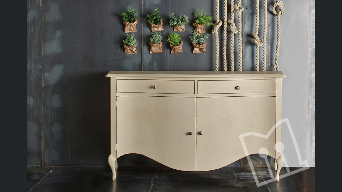 Shabby chic sideboard in wood