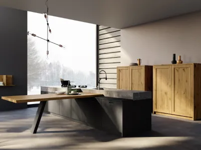 New Time wooden kitchen with peninsula by F.lli Mirandola